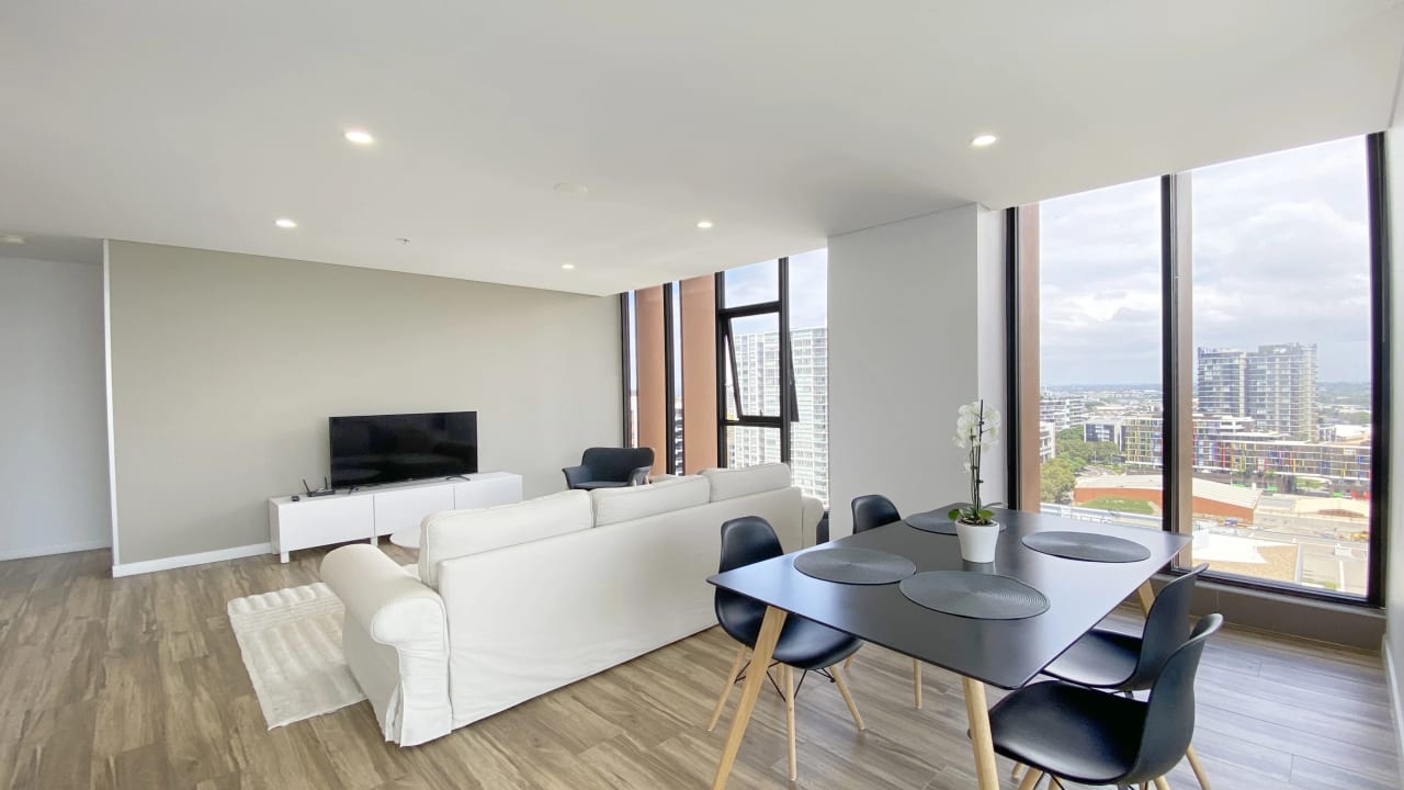 Furnished room in a flatshare