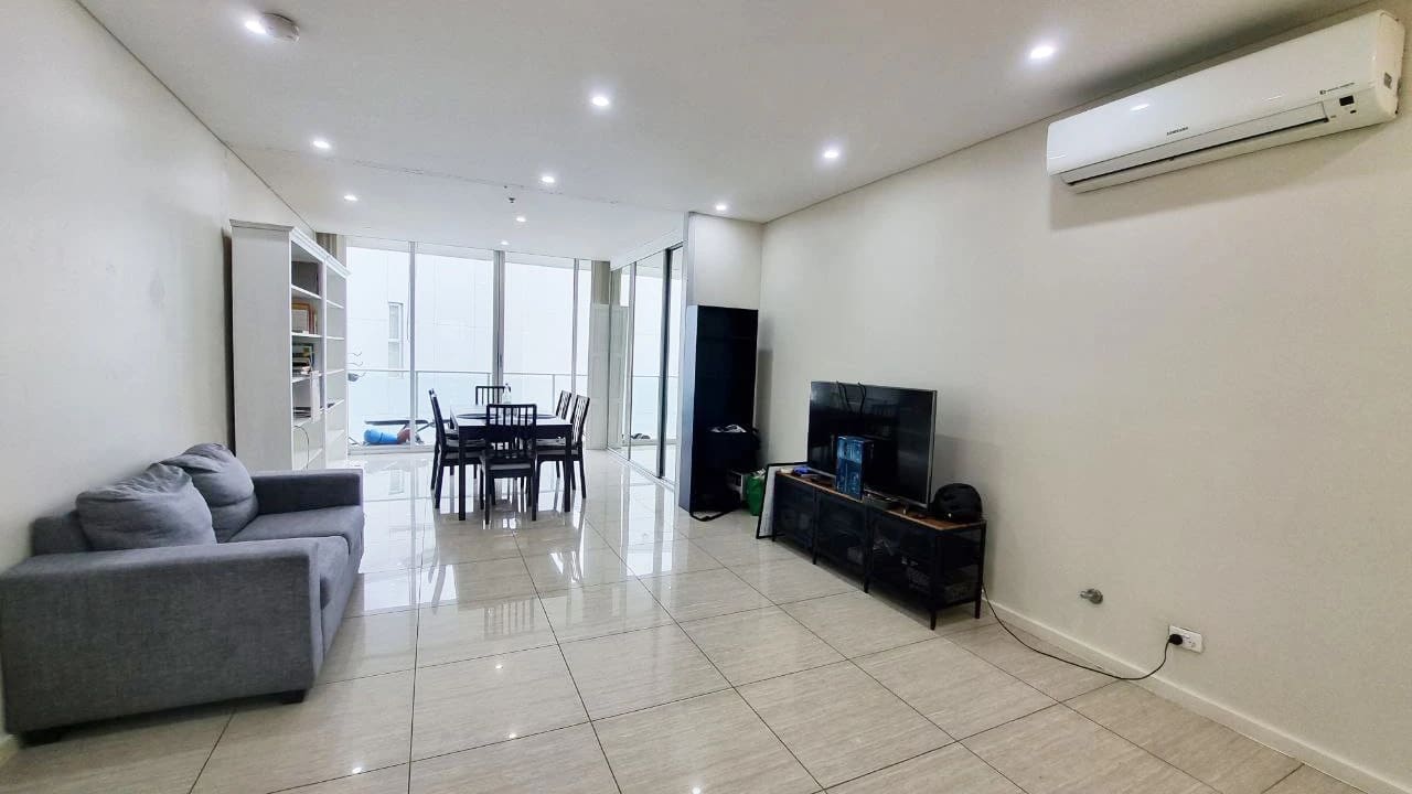 Furnished room in a flatshare