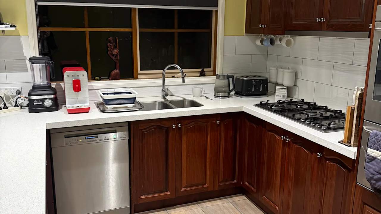 Unfurnished room in a share house