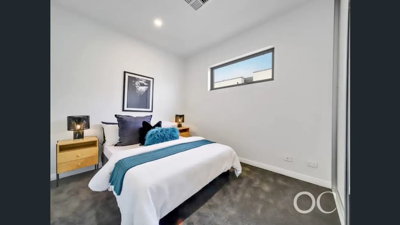 Furnished room with ensuite in a share house