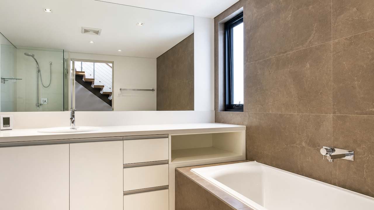 Furnished room with own bathroom