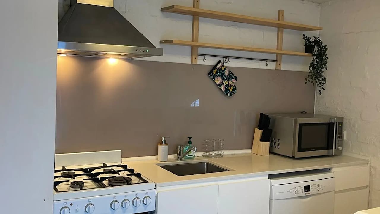 Furnished room in a share house