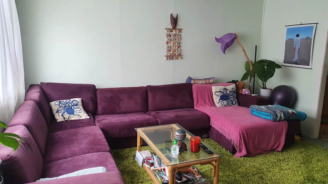 Furnished room in a share house