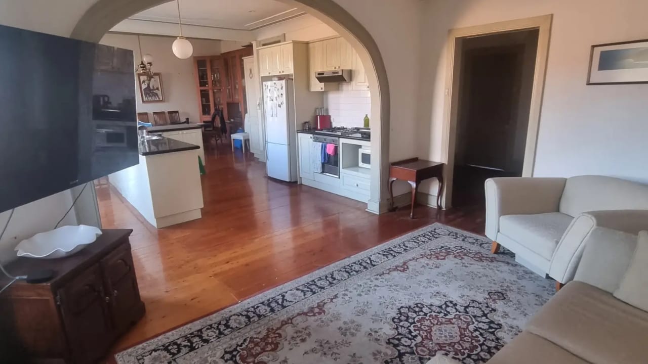 Furnished room in a share house