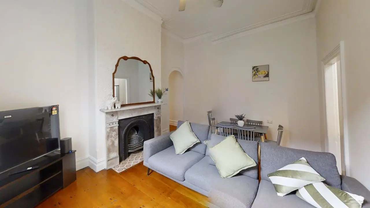 Furnished room in a share house