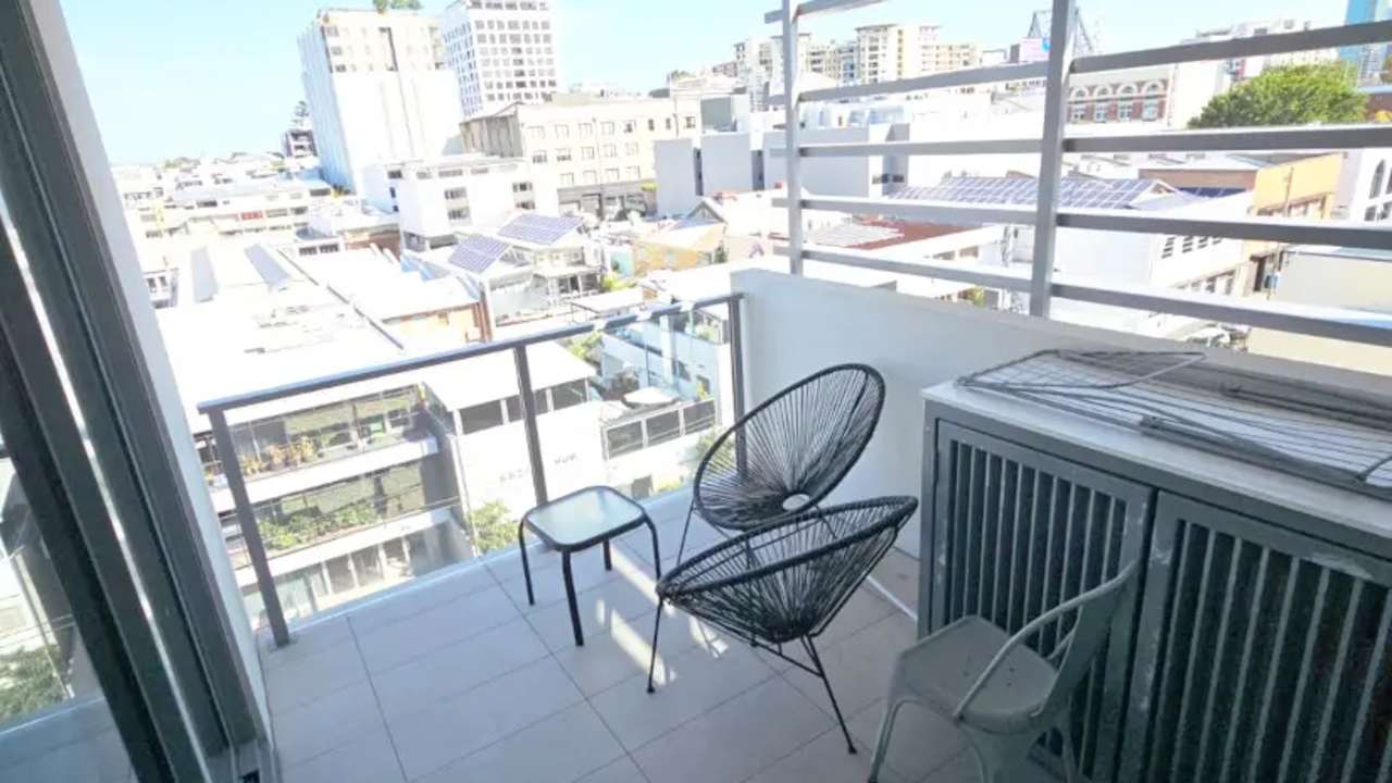 Furnished room with own bathroom