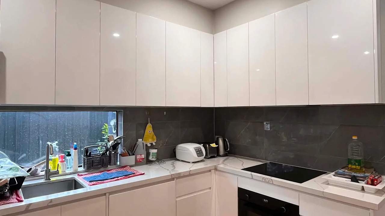 Furnished room with own bathroom