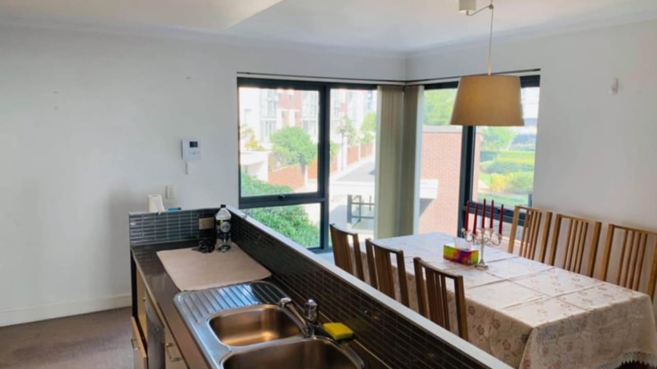 Furnished room in a share house