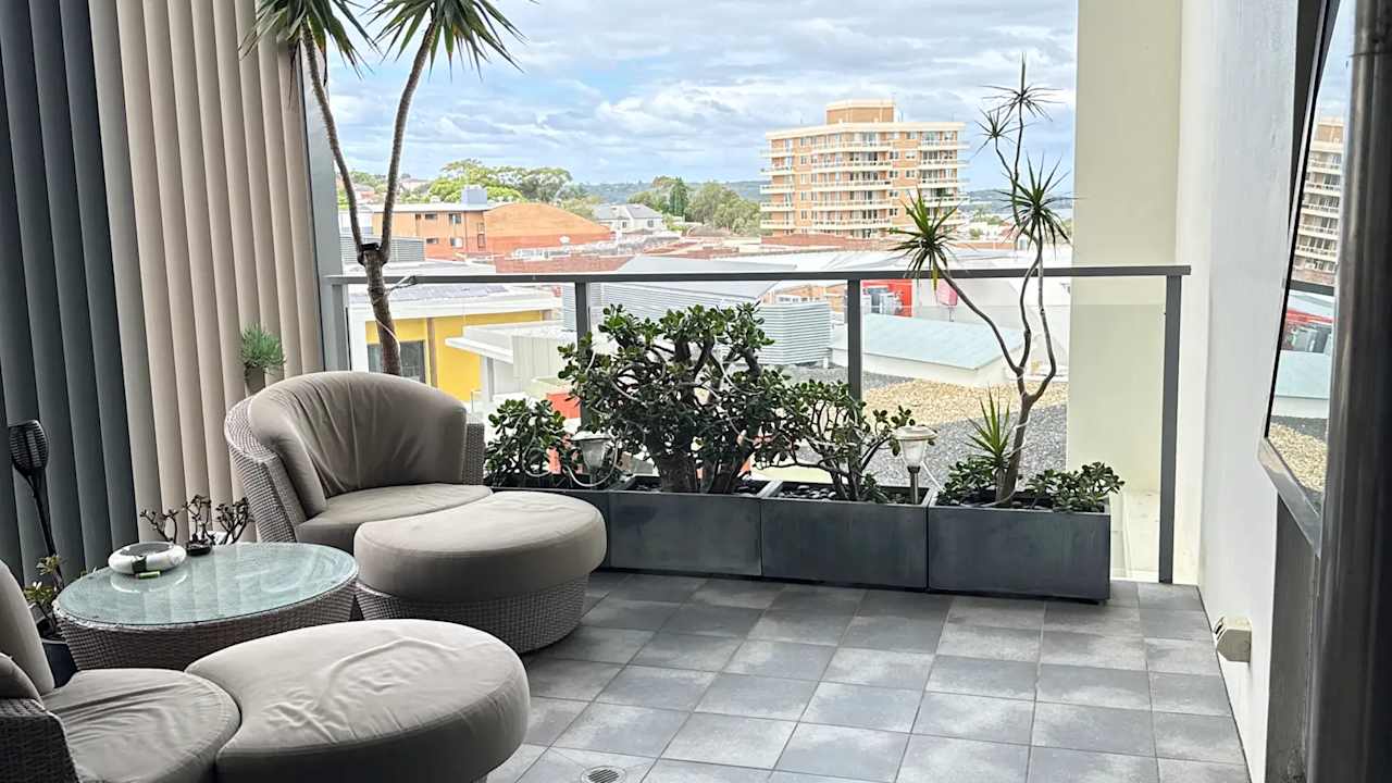 Furnished room with own bathroom