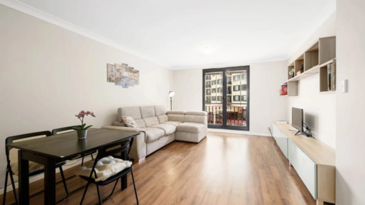 Unfurnished room with own bathroom