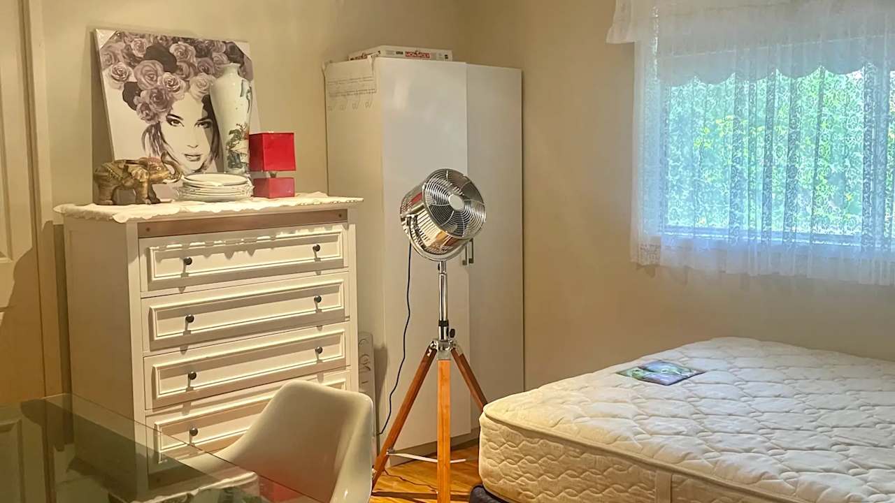 Furnished room with own bathroom