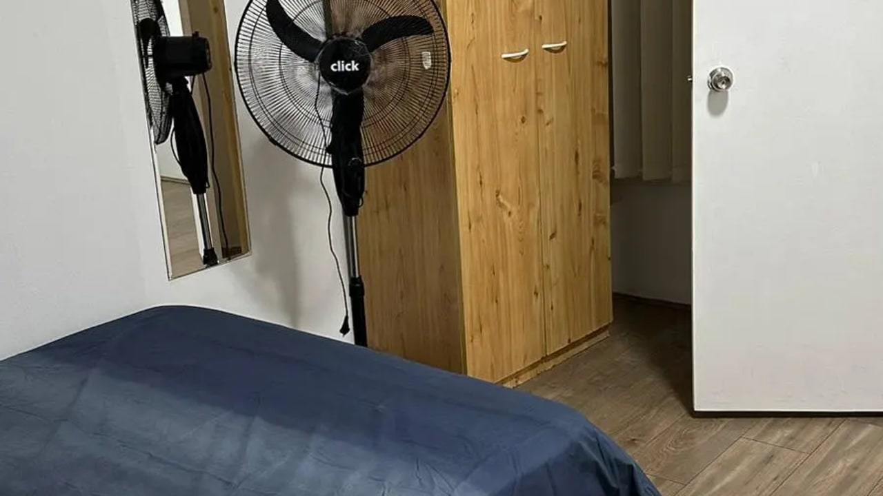 Whole property with 2 rooms for rent