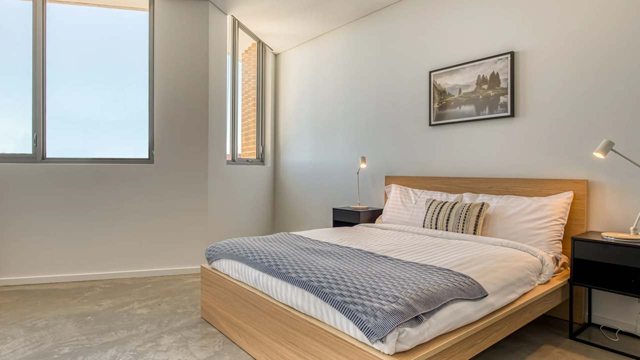 Furnished room with ensuite in a flatshare