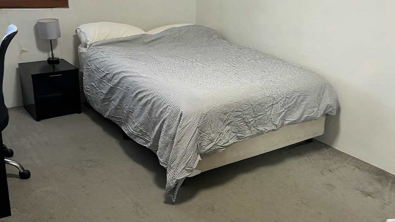 Furnished room with own bathroom