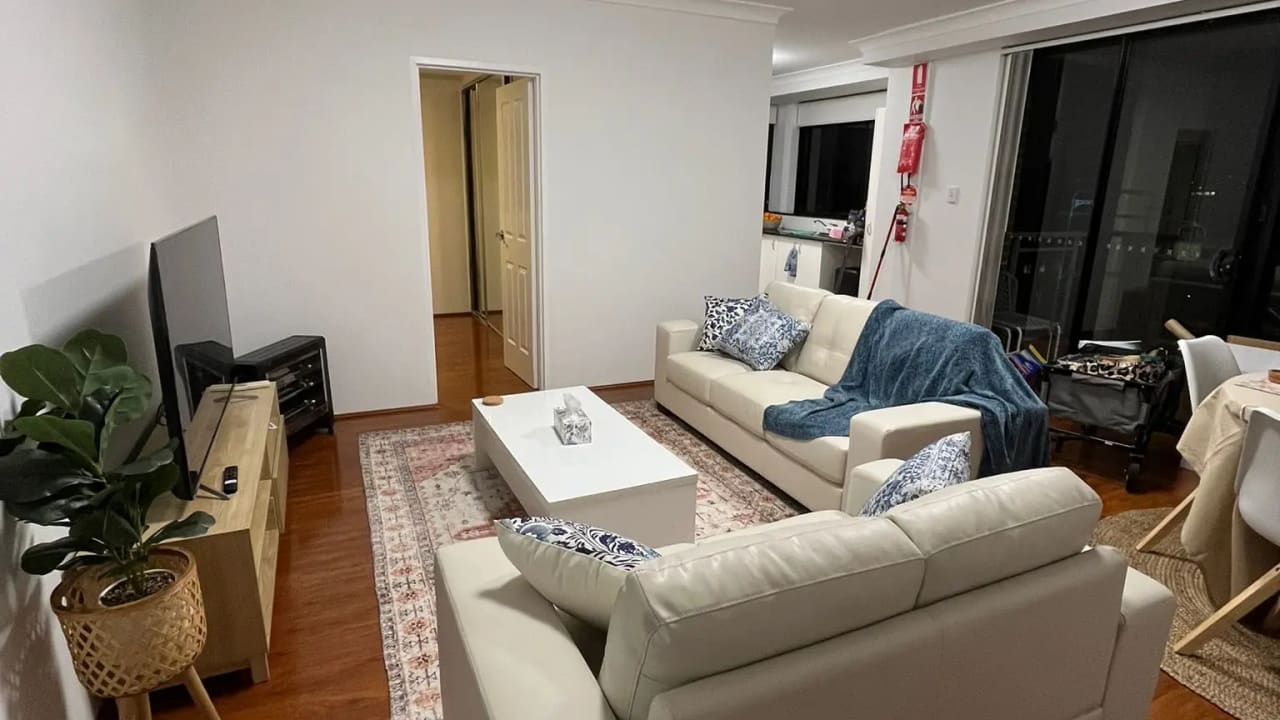Furnished room with own bathroom