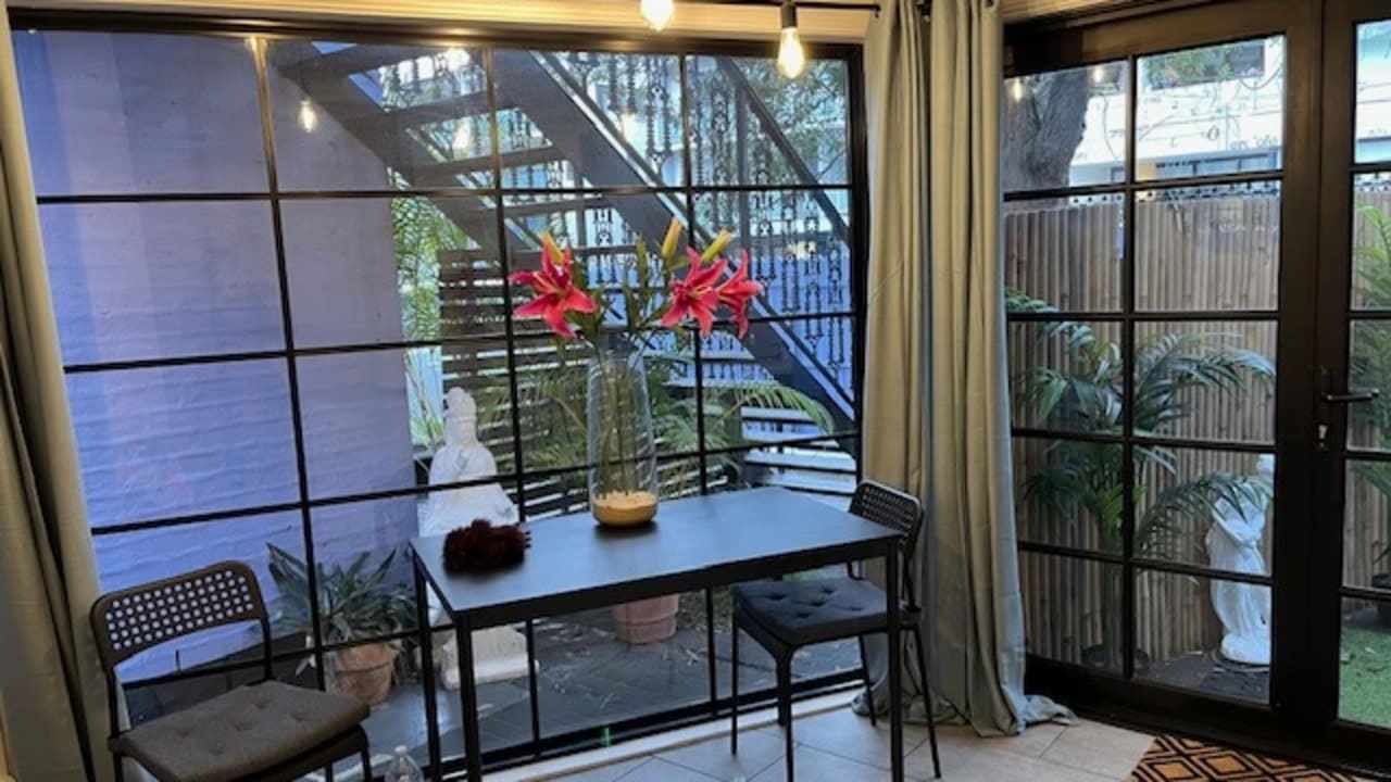 Whole property with 2 rooms for rent