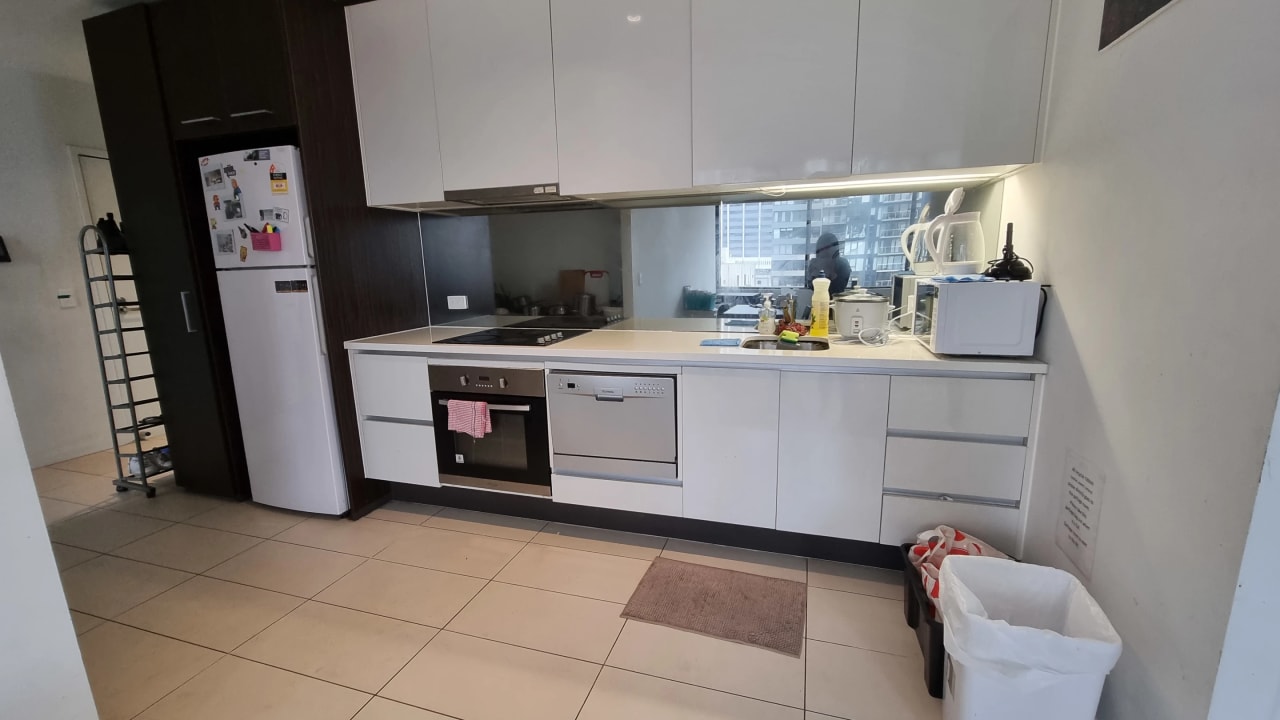 Furnished room in a flatshare