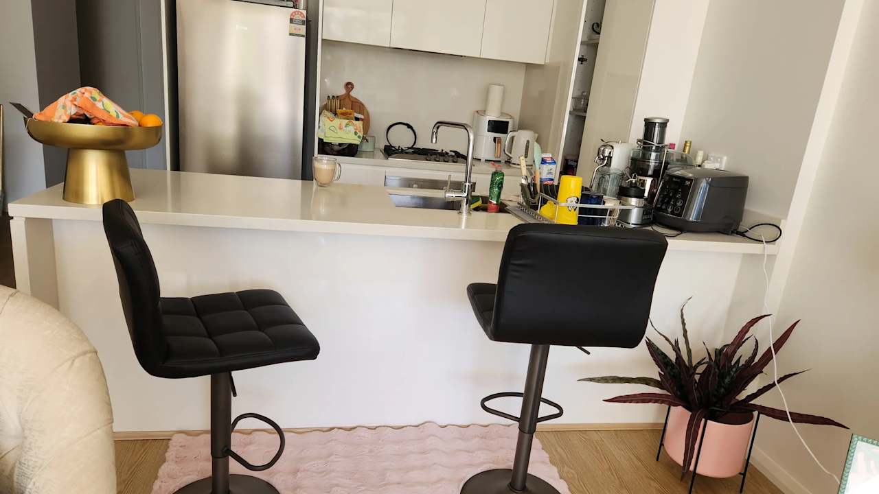 Furnished room with own bathroom