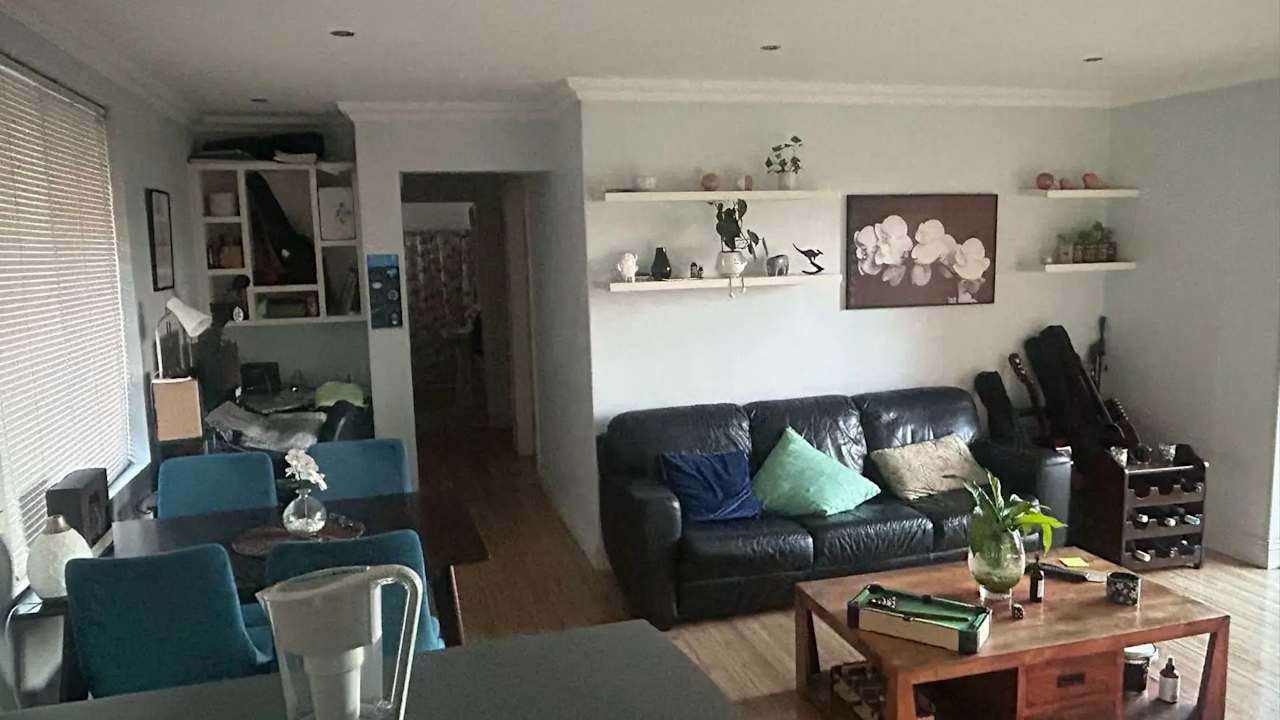 Room in a share house