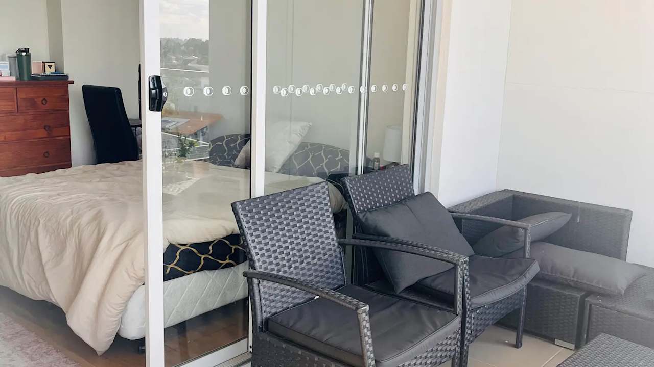 Furnished room with own bathroom
