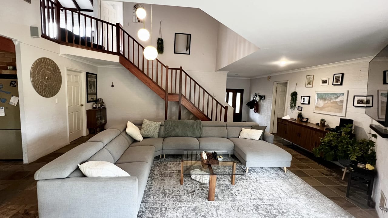 Room in a share house