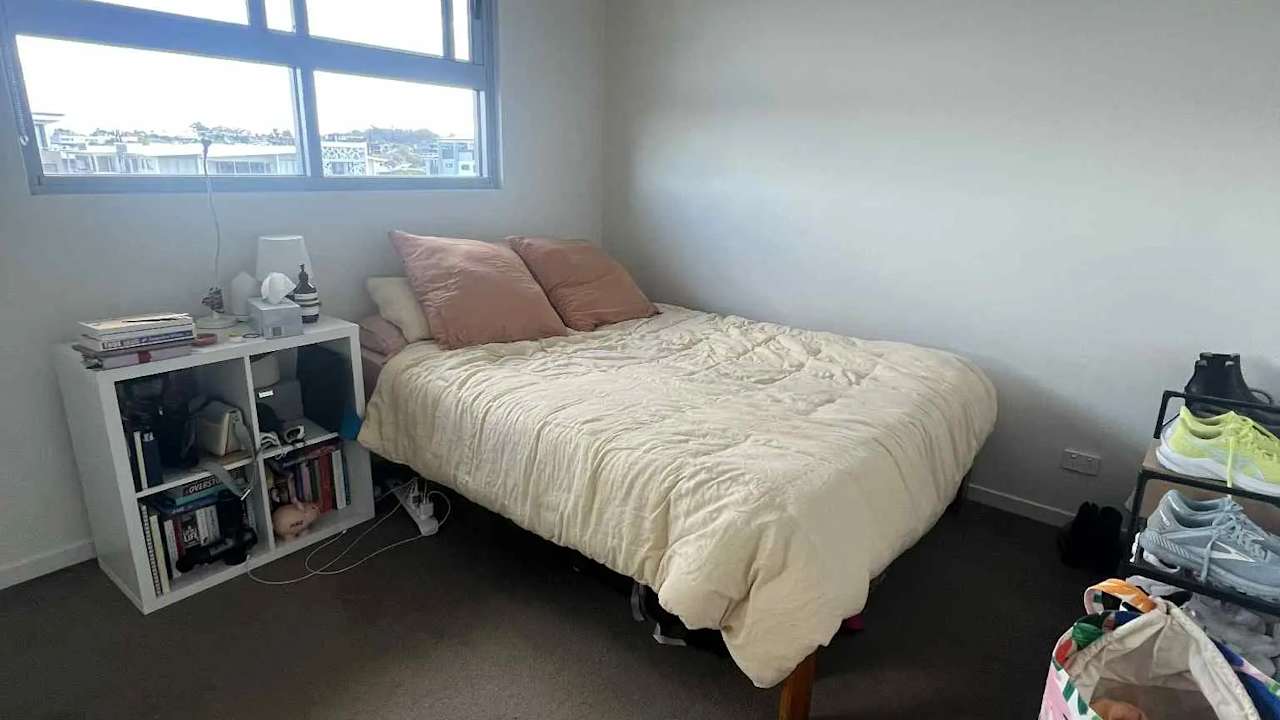 Unfurnished room with own bathroom