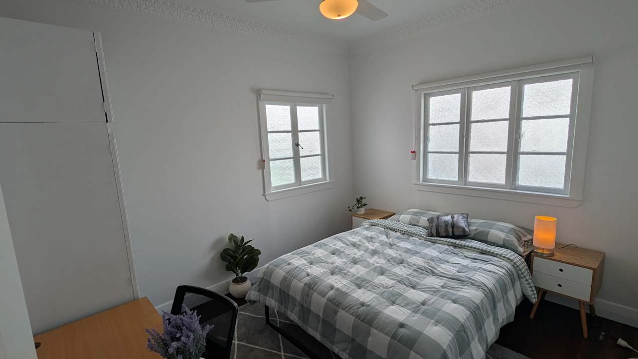 Furnished room in a share house