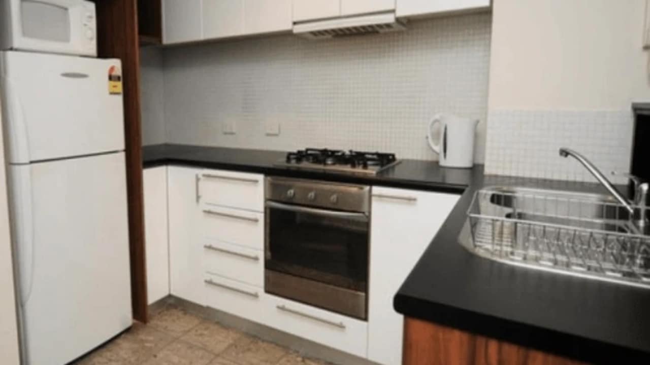 Whole property with 2 rooms for rent