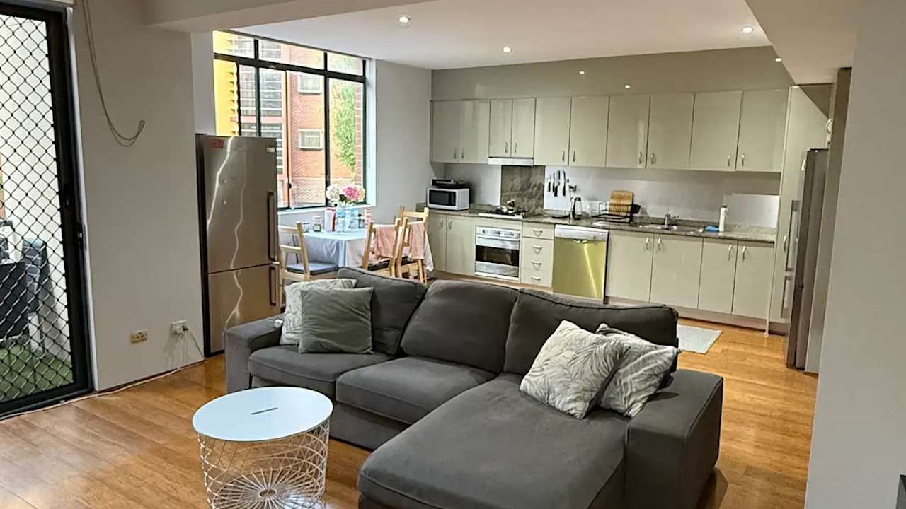 Furnished room with own bathroom