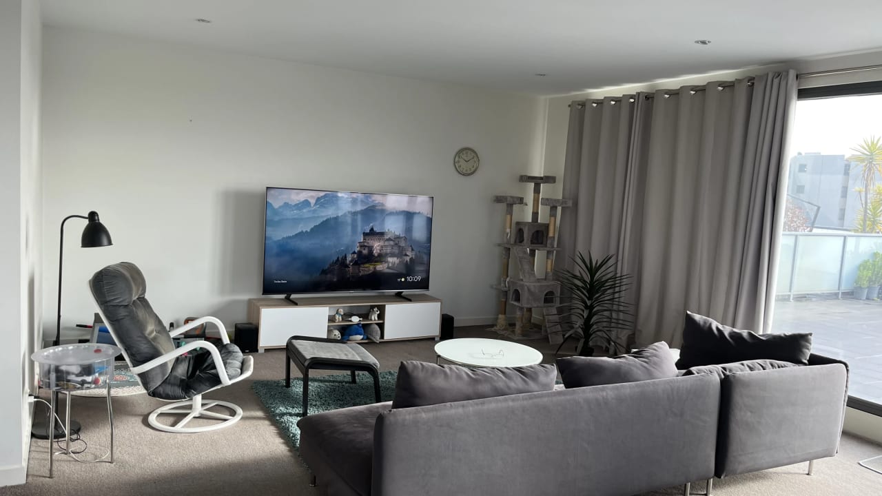 Furnished room in a flatshare