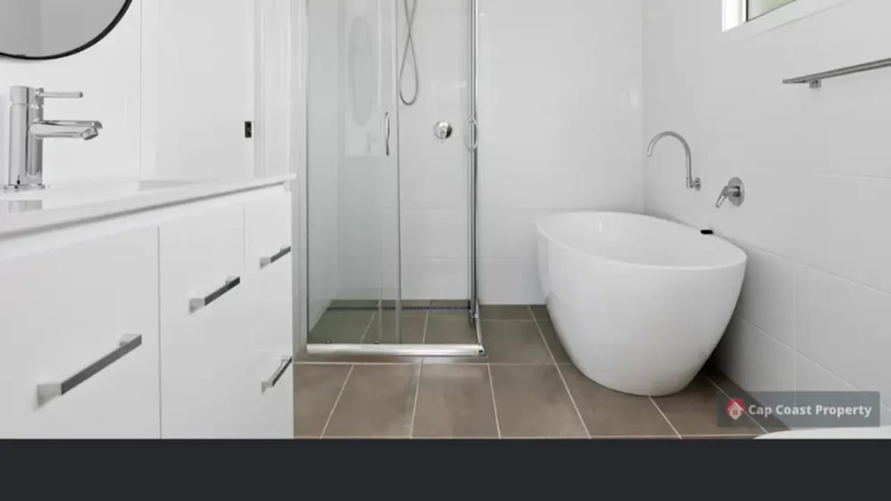 Unfurnished room in a share house