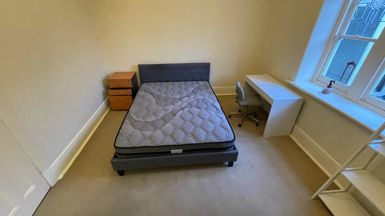 Room with ensuite in a share house