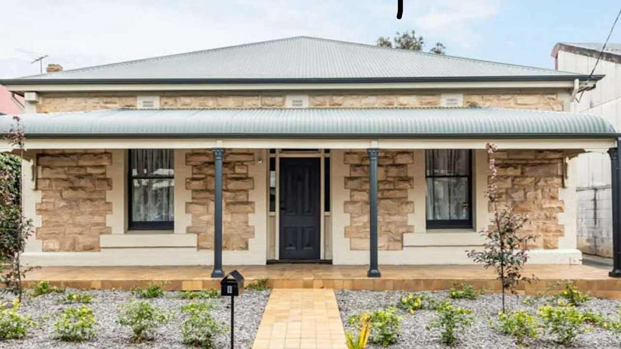 Room in a share house