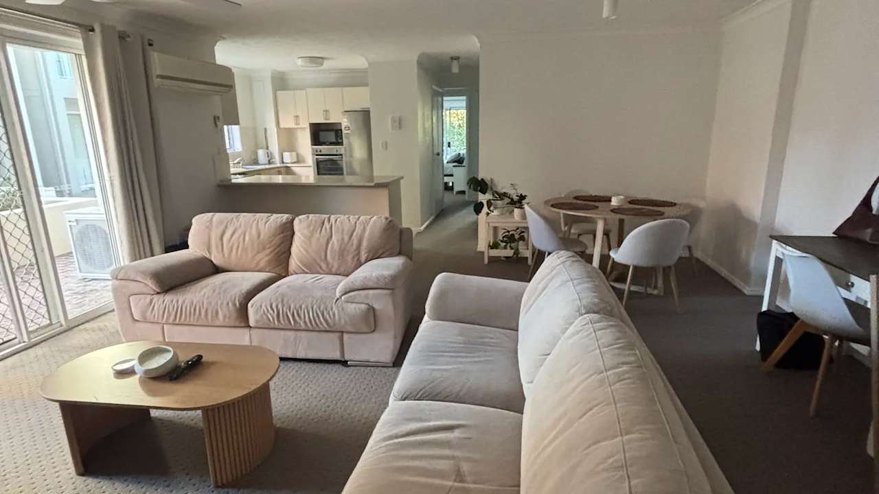 Unfurnished room with own bathroom