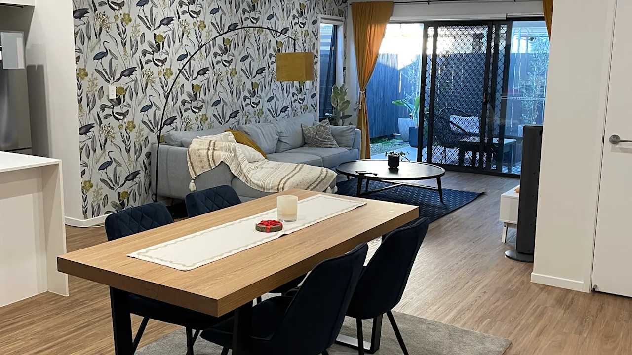 Room in a share house