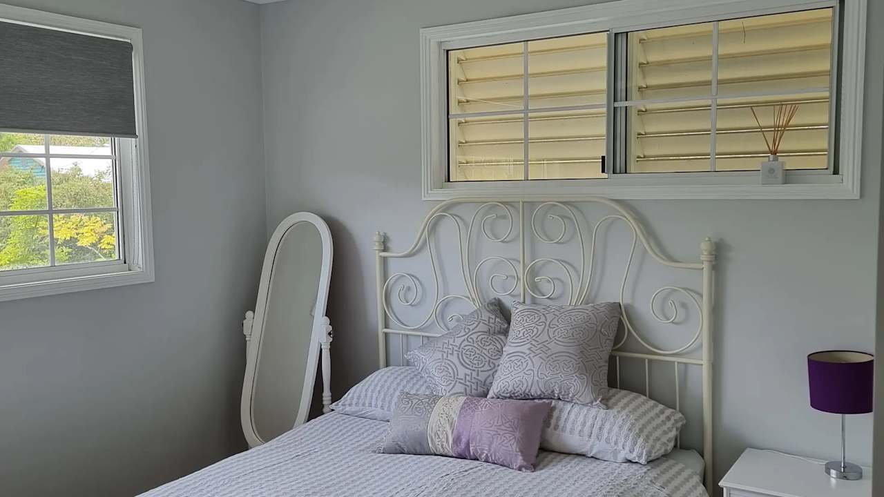 Room in a share house