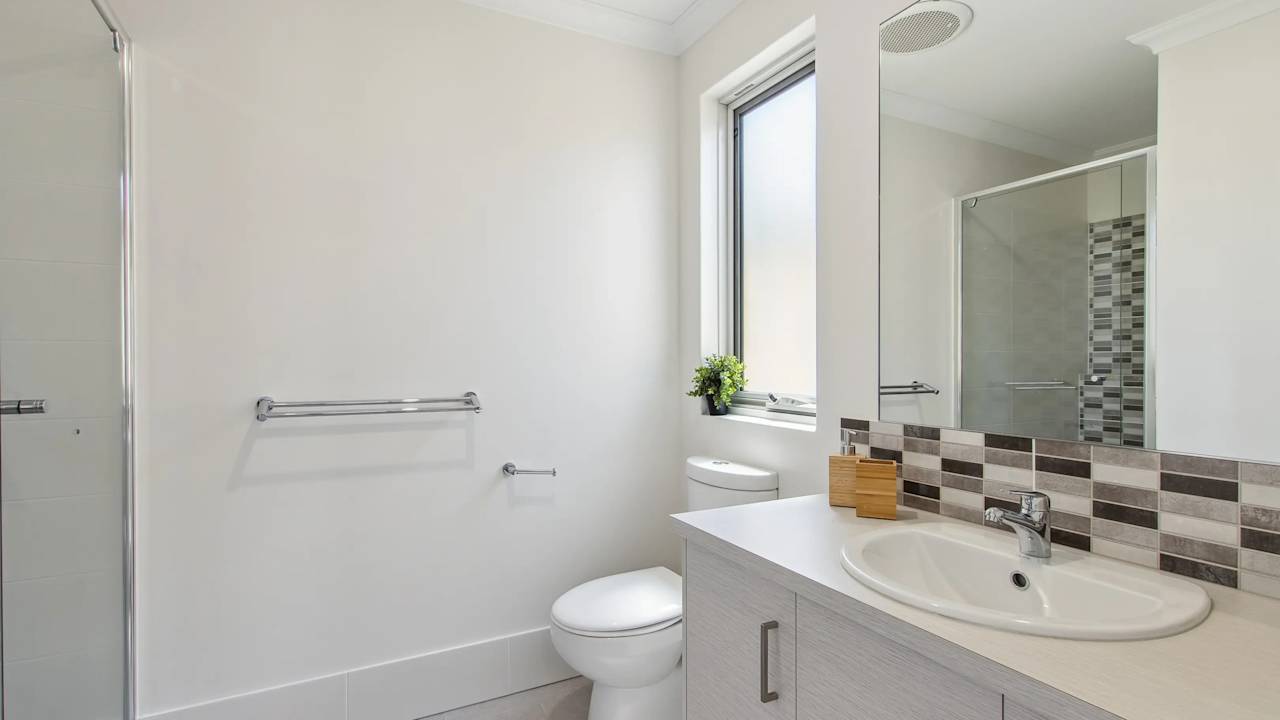 Furnished room with ensuite in a share house