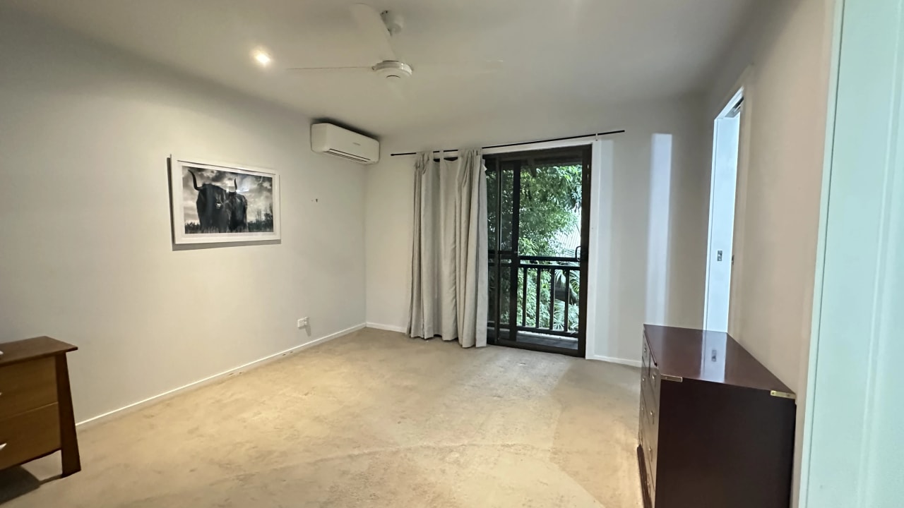 Unfurnished room in a share house