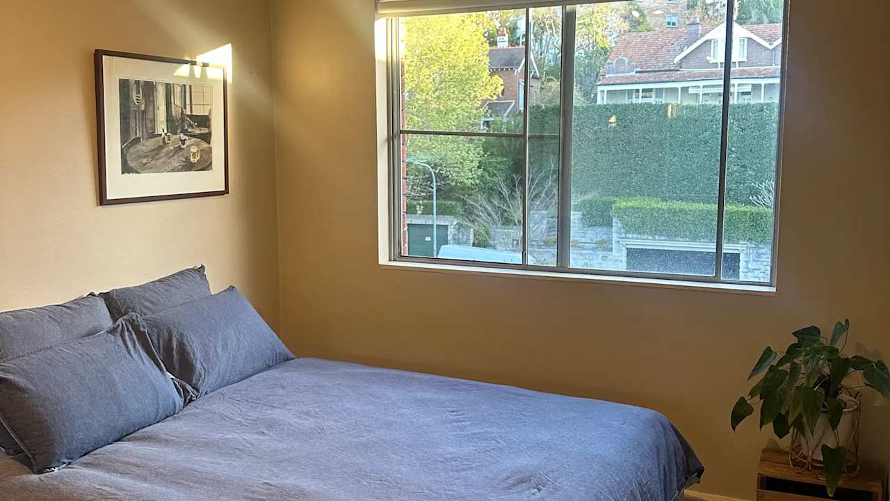 Furnished room with own bathroom