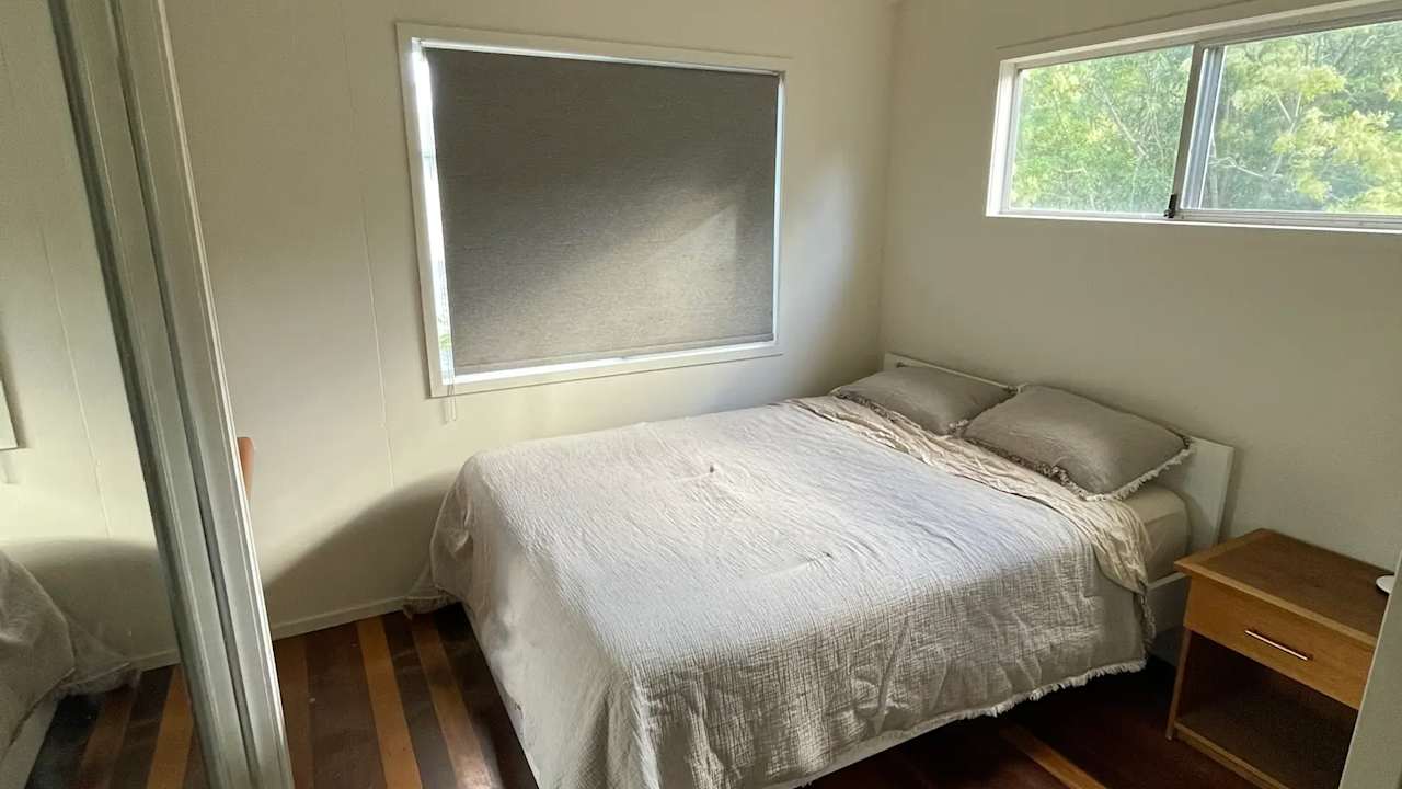 Furnished room with own bathroom