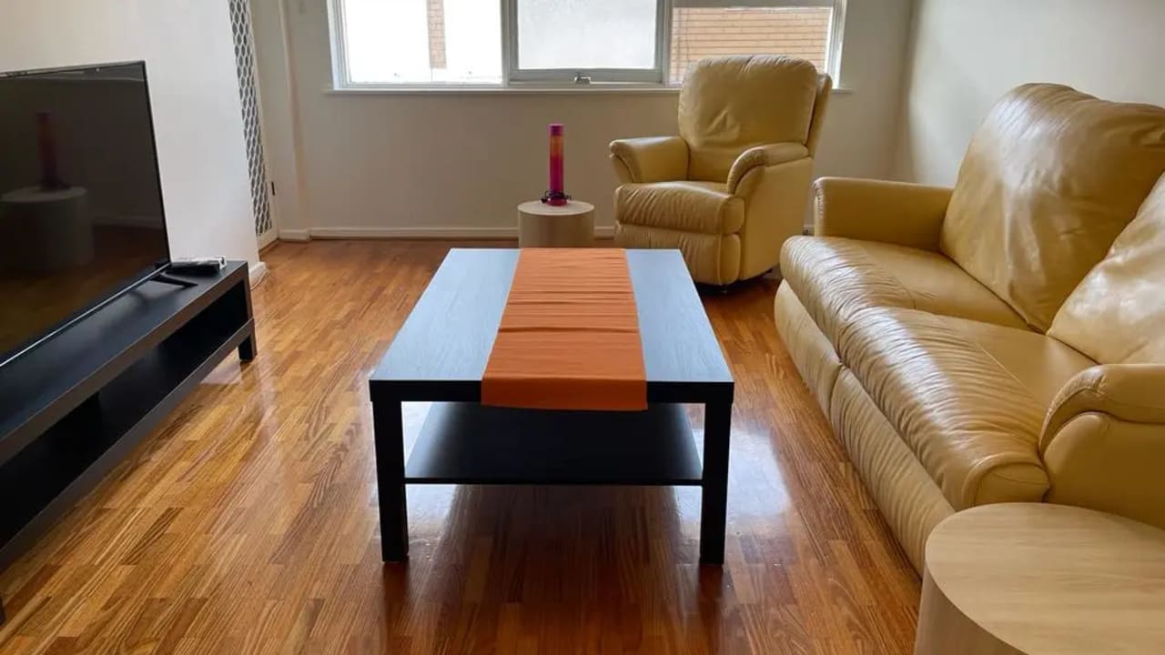 Whole property with 2 rooms for rent