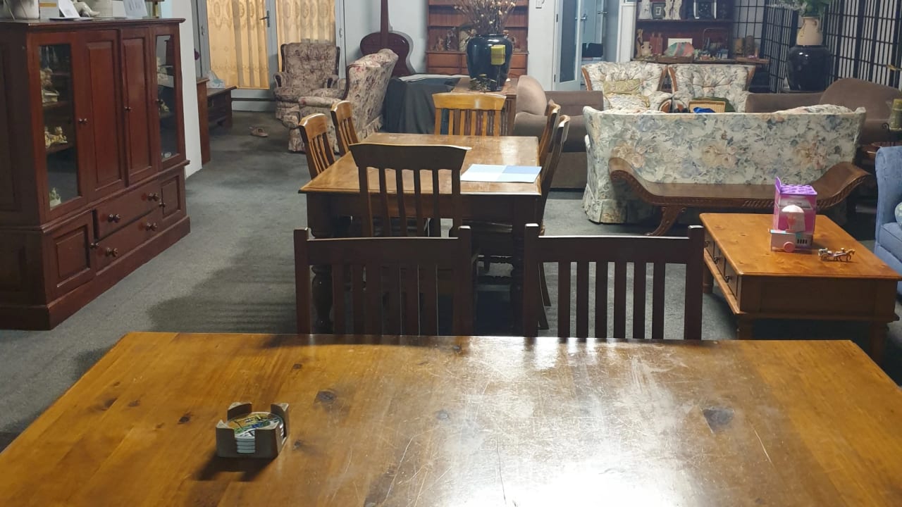 Furnished room in a share house