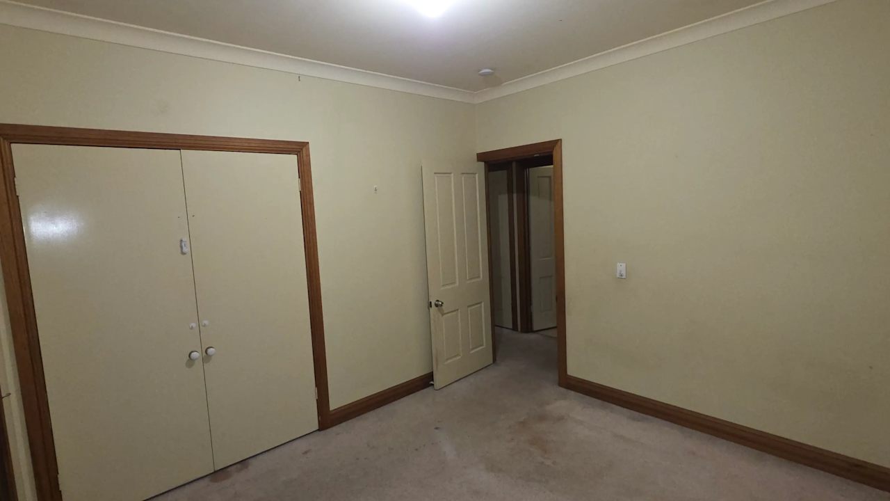 Room in a share house