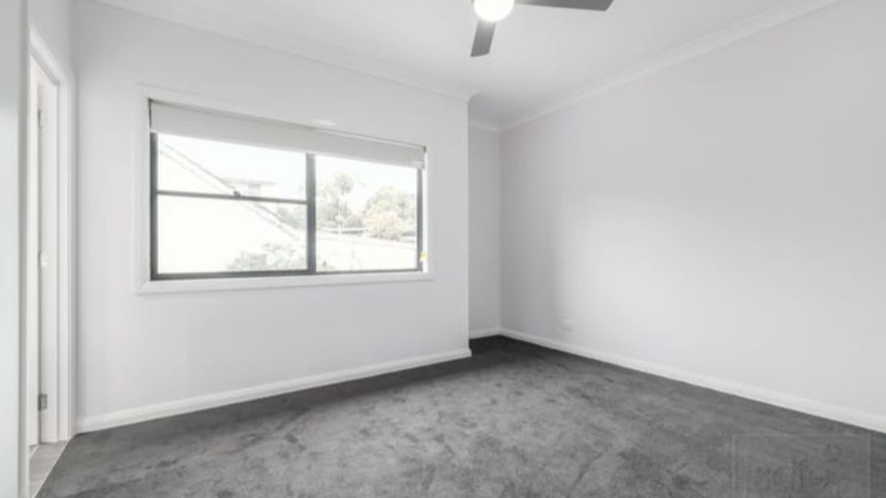 Unfurnished room with own bathroom