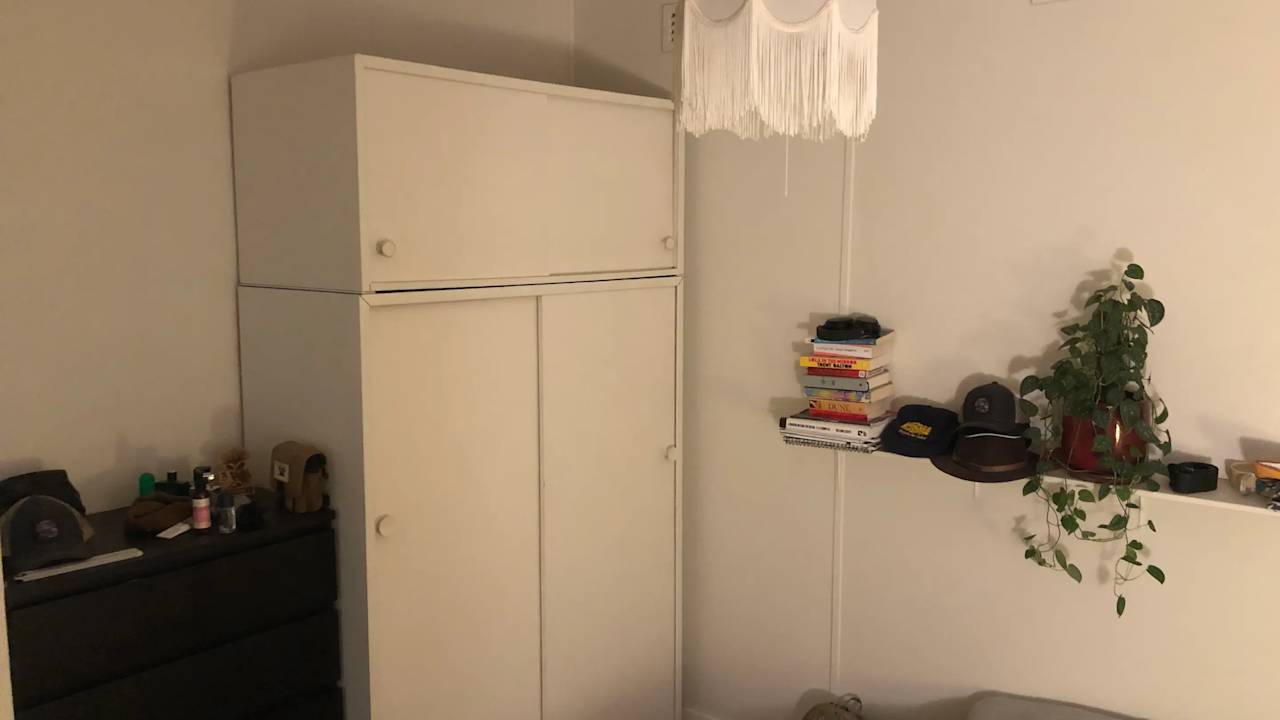 Unfurnished room in a share house