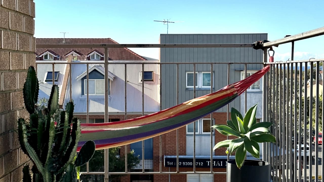 Furnished room in a flatshare