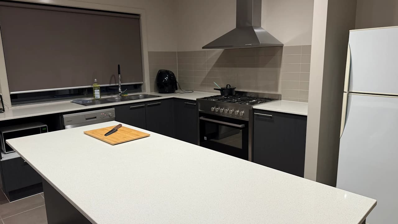 Unfurnished room in a share house