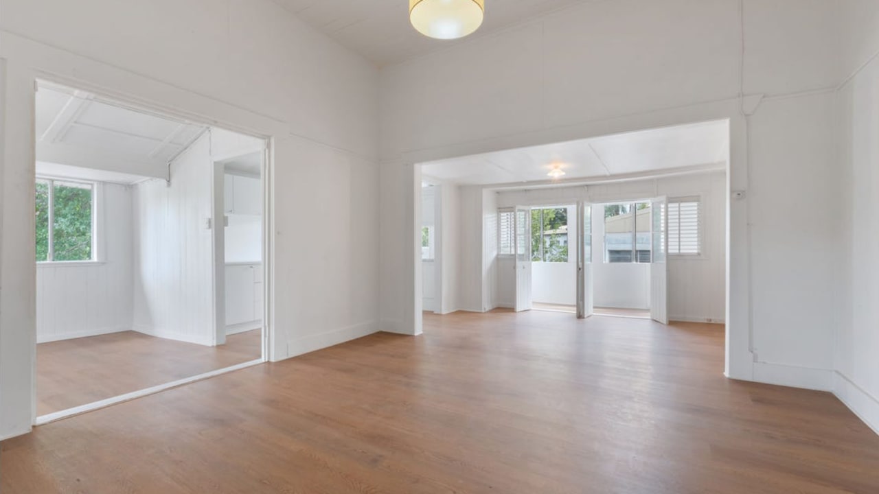 Whole property with 3 rooms for rent
