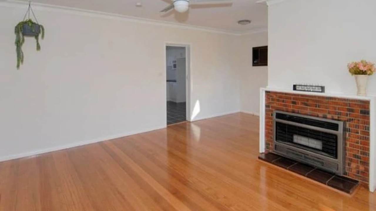 Whole property with 3 rooms for rent