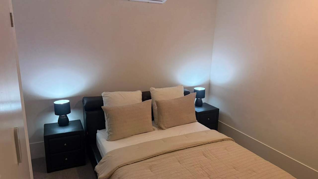 Furnished room with own bathroom